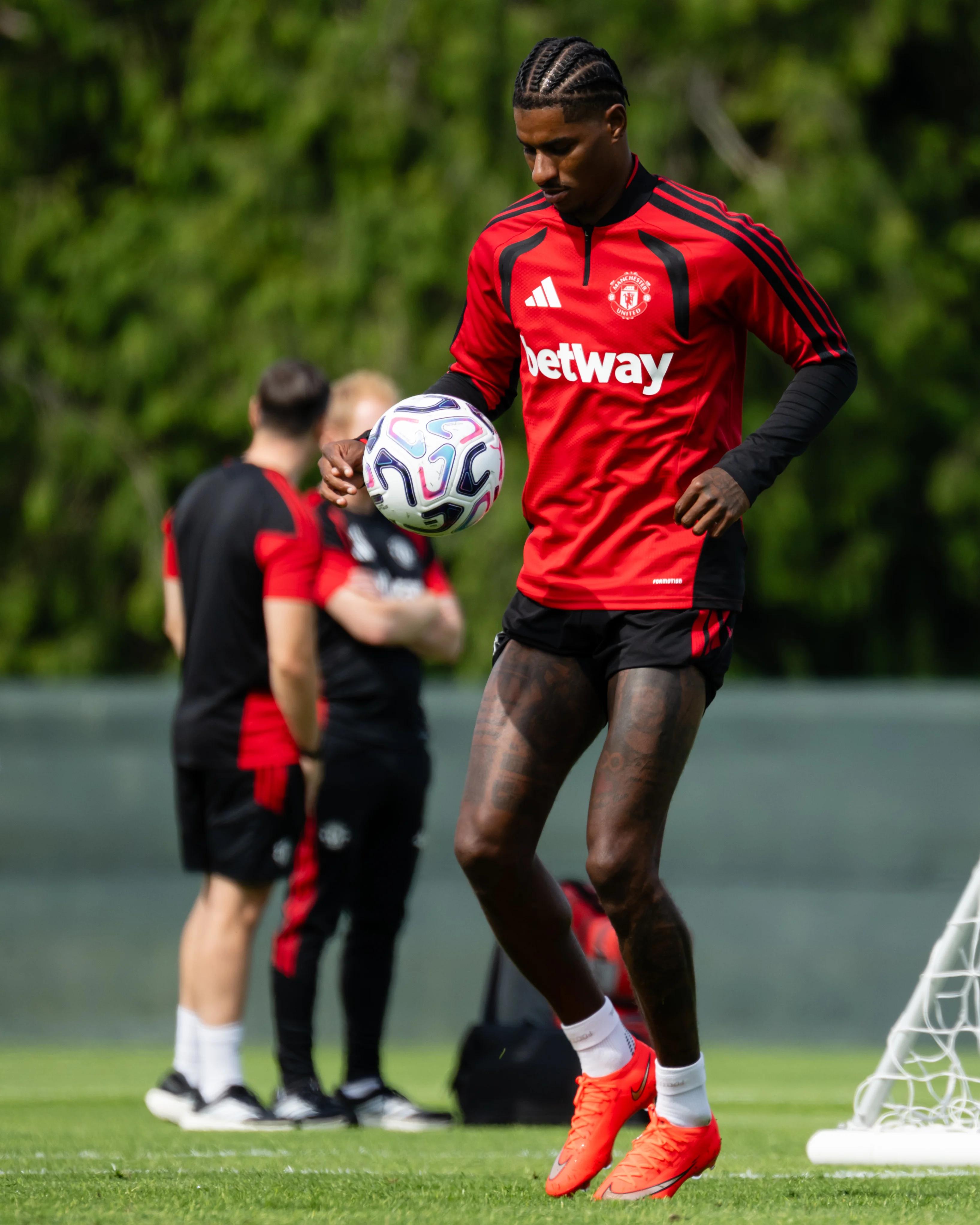 Manchester United vs Leeds: Lineup, Rashford's Return, and More! (2026)