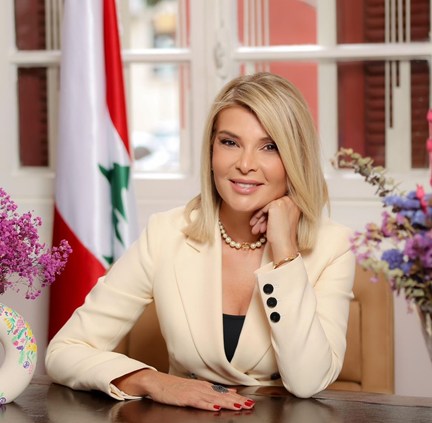 داليا داغر: من بحمي الكنيسة... ومن يستخدمها؟