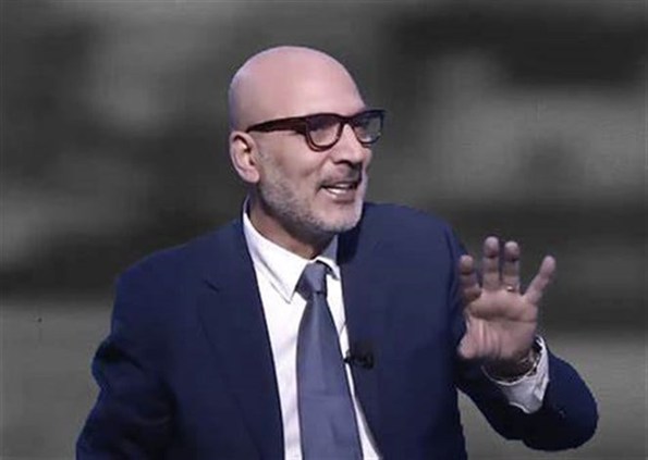 يونس: النصابون يحتفظون بثرواتهم والمودع العادي يُهان يونس: النصابون يحتفظون بثرواتهم والمودع العادي يُهان