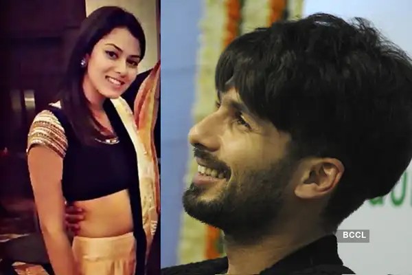 Blue designer dress photos of mira rajput, indian actress tv serial actress mira rajput hip navel in blue dress, mira rajput oily face . Shahid Kapoor And Mira Rajput S Wedding Journey