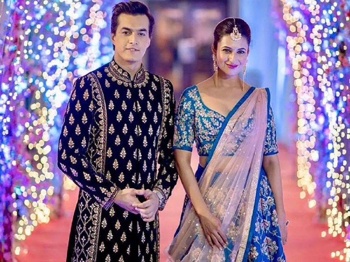 Divyanka Tripathi Goes Glamorous At Mohsin Khan S Sister Zeba S Wedding See Pictures Times Of India