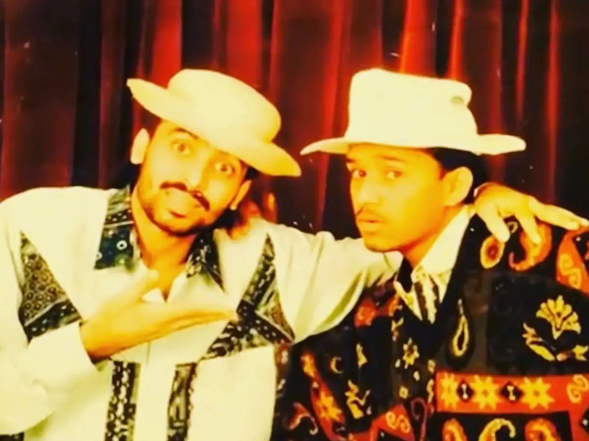 Bhagwant mann did his bcom first year at sus government college in sunam, punjab. Karamjit Anmol Shares A Blast From The Past On Bhagwant Mann S Birthday