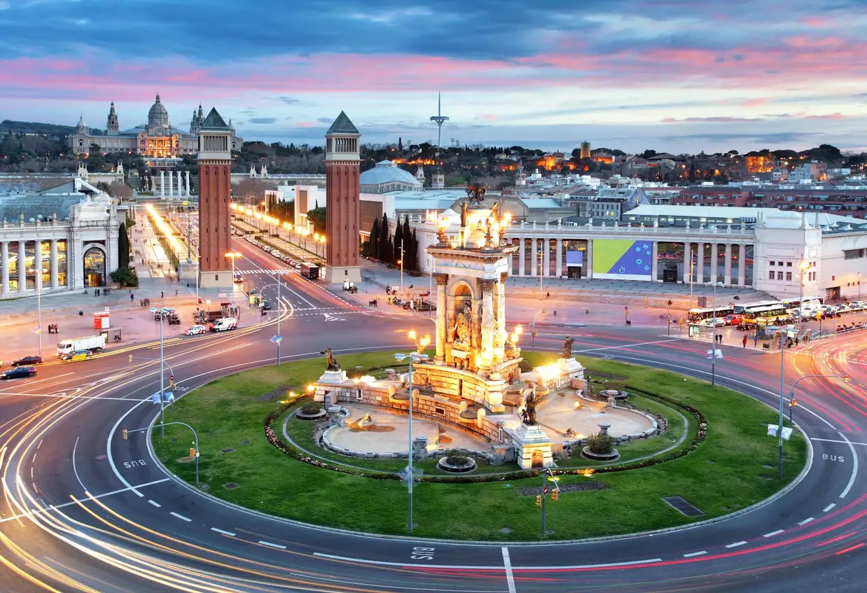 Barcelona's las ramblas may have been emptier than. Old Vehicles Will Be Banned From Entering Barcelona From 2021 Times Of India Travel