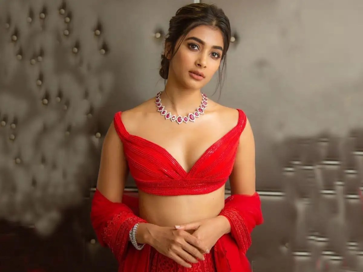 Pooja Hegde: 5 Instagram photos of the Ala Vaikunthapurramuloo actress that  will make your day