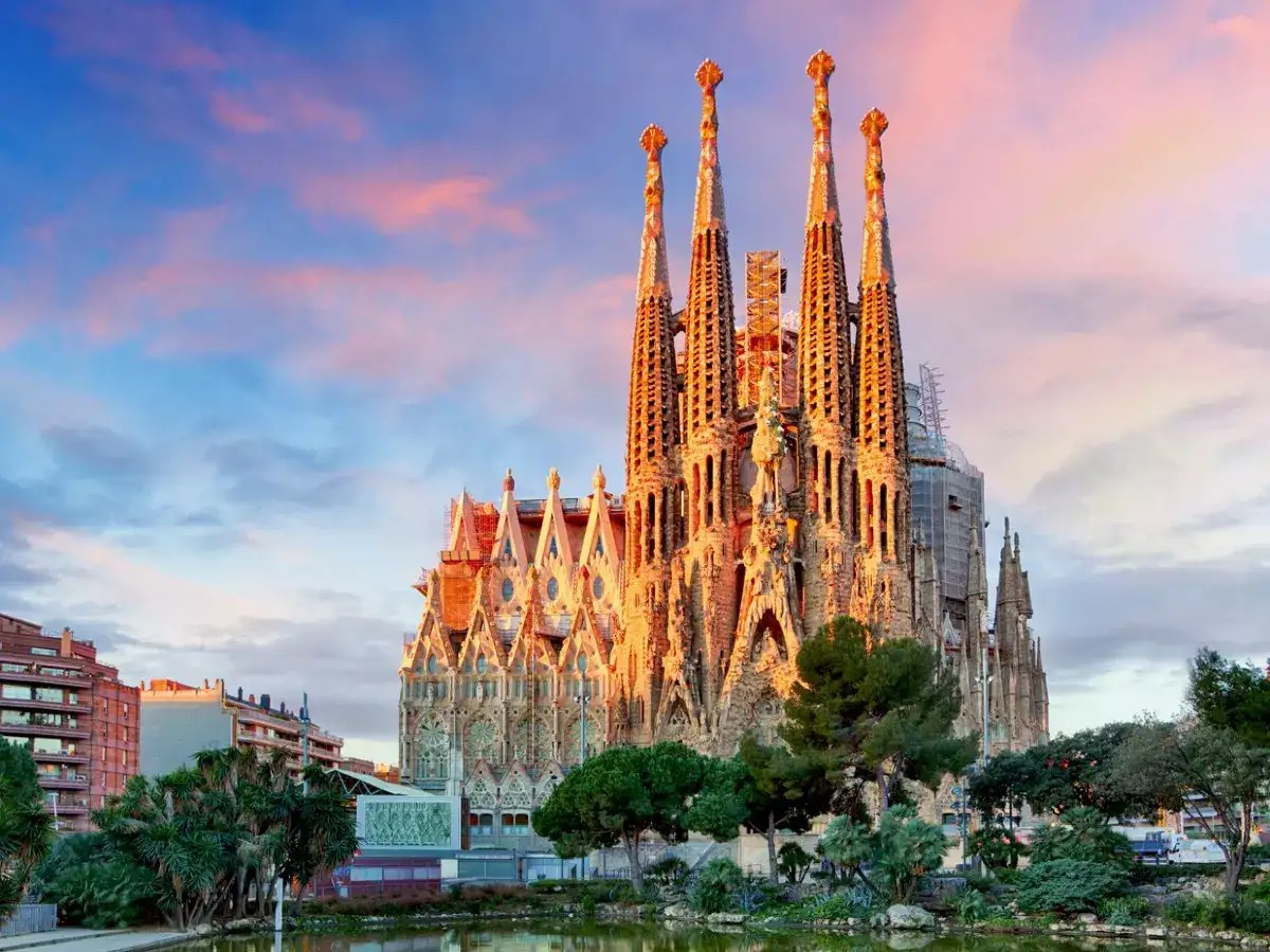 If you don’t feel like looking forward to what we’re dying to see at the movie theater in 2022, you can check out our selection of the best movies of 2021. Spain Tourism Aims To Be Back To Pre Covid Level By 2022 Times Of India Travel