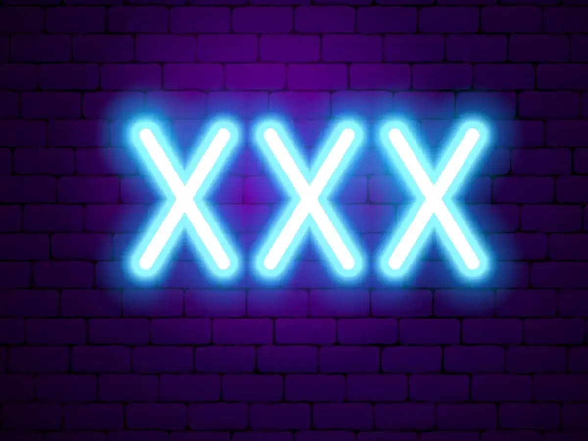 5 celebs whose leaked sex tapes made them famous