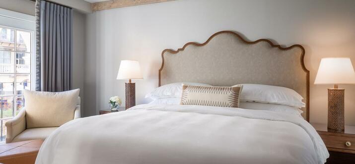 15 best pet-friendly hotels in san antonio texas - updated trip101 on pet friendly hotels san antonio tx near seaworld