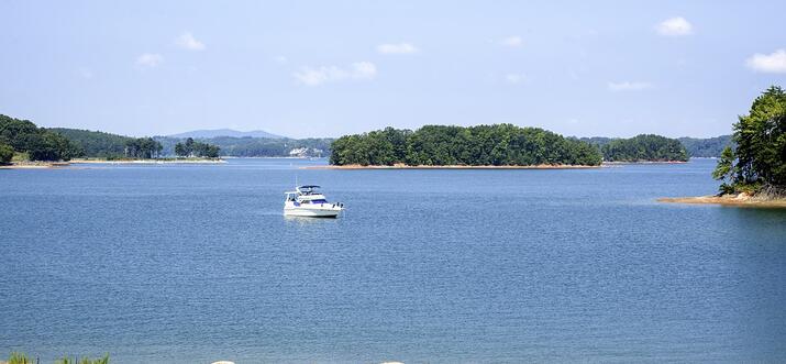 Aqua sports adventures is lake lanier's premier boat rental company located at holiday marina in hall county (buford, ga). Rent A Boat In Lake Lanier Georgia Updated 2021 Trip101