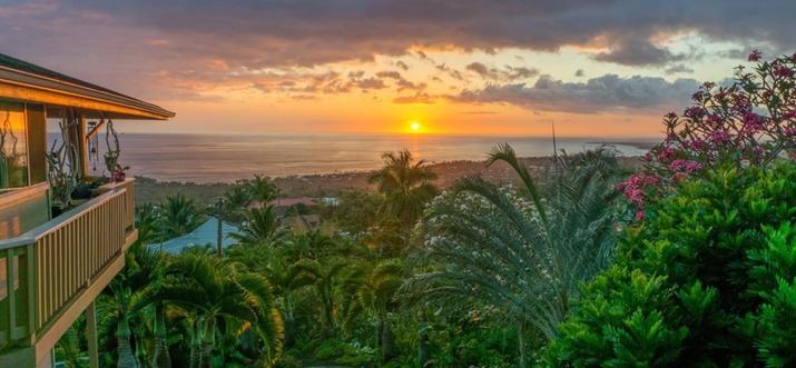 Take a tour of this canyon, texas vacation home that's the most popular rental on homeaway.com. 10 Airbnb Vacation Rentals In Kailua Kona Away From It All Trip101
