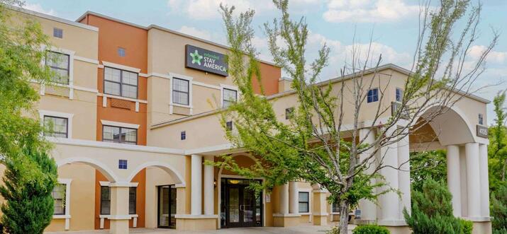 10 best pet-friendly hotels in fayetteville north carolina trip101 on pet friendly hotels on cedar creek rd fayetteville nc