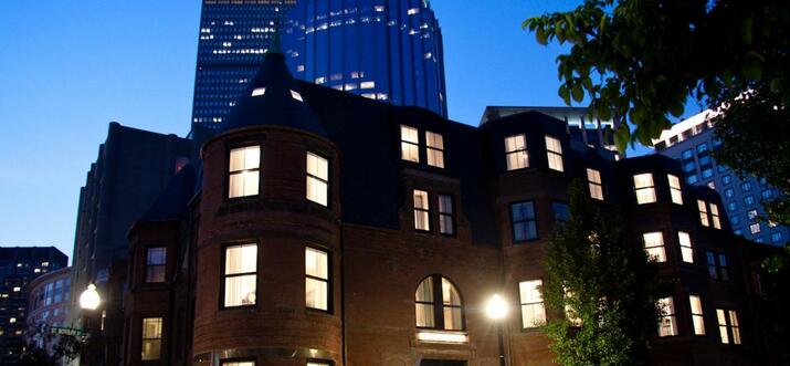 Whether you are searching for assisted living for yourself or a loved one in boston, we have created a guide to help you find the best options. Hotels Vacation Rentals Near Northeastern University Trip101