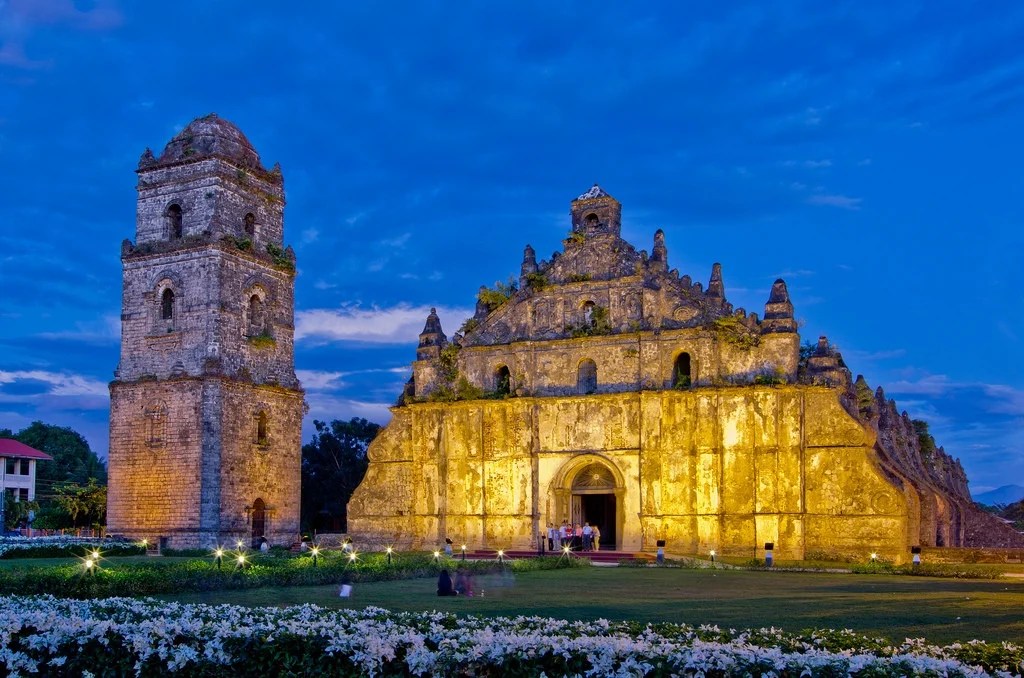 We're consulted an etiquette expert to find out what you should and shouldn't do as a guest at a destination wedding. 18 Picturesque Churches and Chapels in the Philippines