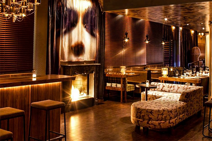 13 Cozy Nyc Bars With Fireplaces Purewow