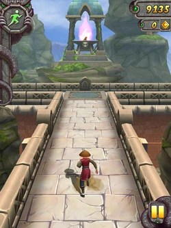 Relic Runway Its also an indiana jones style running game in an Inca temple where ancient relics awaits you.