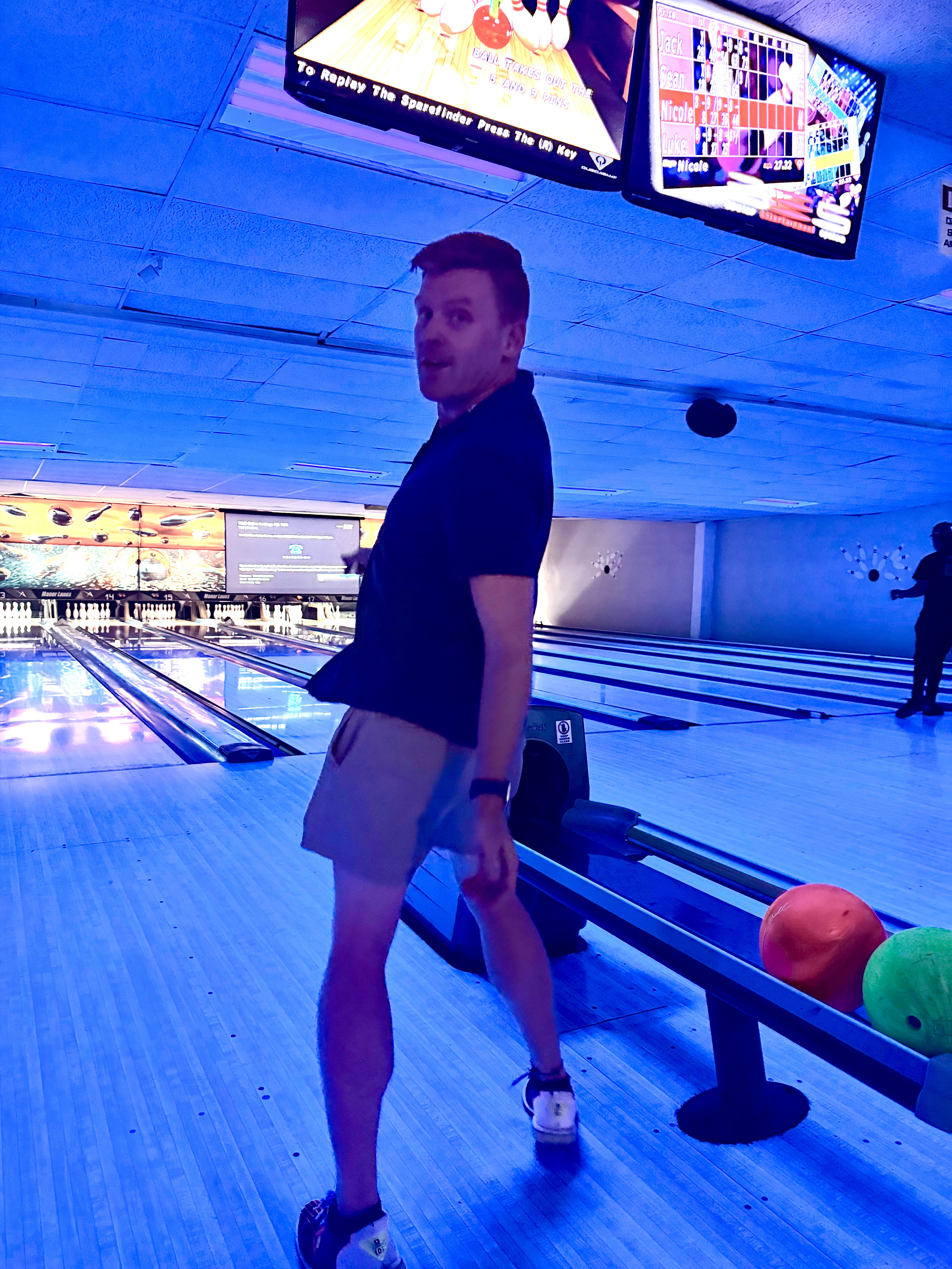 Wilton Lanes Karaoke and Glow Bowl