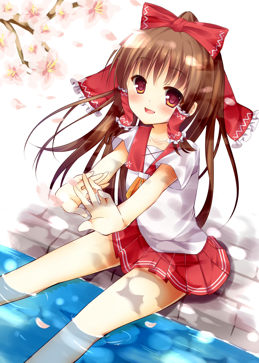 She also helps resolve incidents (usually those concerning the mansion), alongside reimu hakurei and marisa kirisame. Hakurei Reimu Reimu Hakurei Touhou Mobile Wallpaper 1530699 Zerochan Anime Image Board