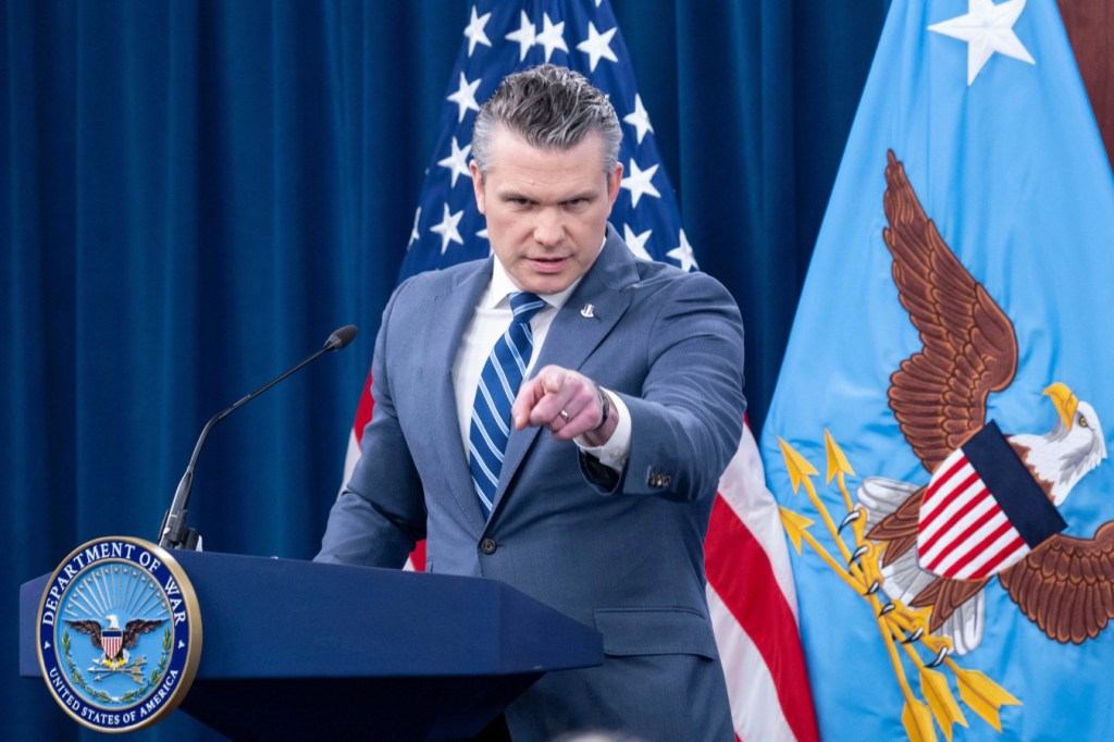 Hegseth’s Kentucky Campaign Rally Against Massie Raises Legal Questions