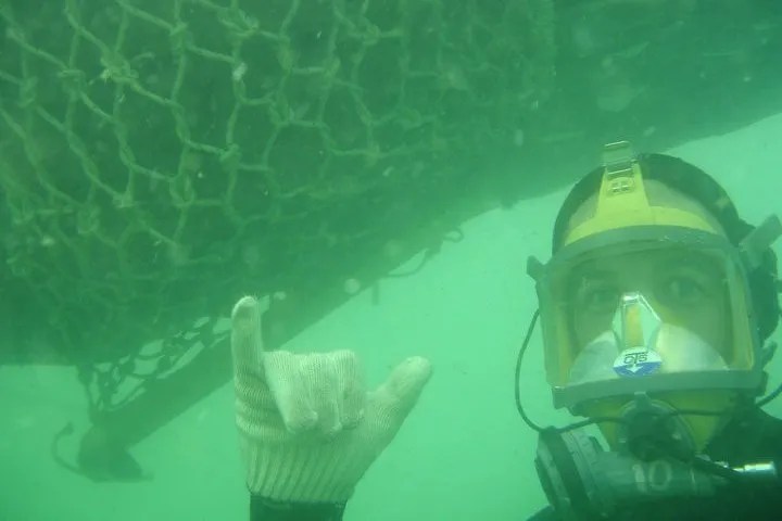 Former Navy Diver Builds Resume Tool to Help Veterans Find Work