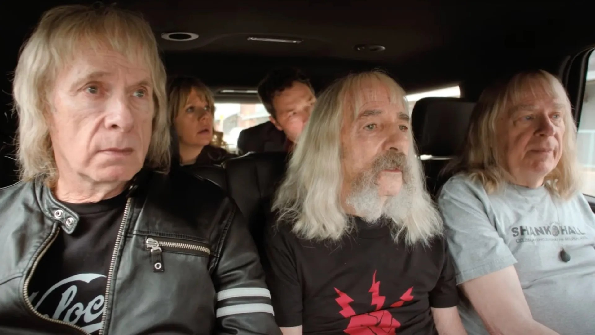 Los miembros del grifo espinal tienen una reunión en el grifo espinal II: el final continúa