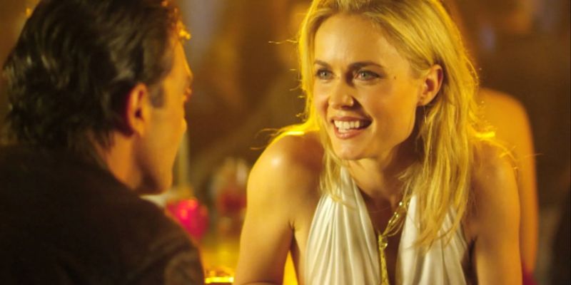 The Code Summary Trailer Cast And More - Geometric Pictures - Classic Mobile Collection