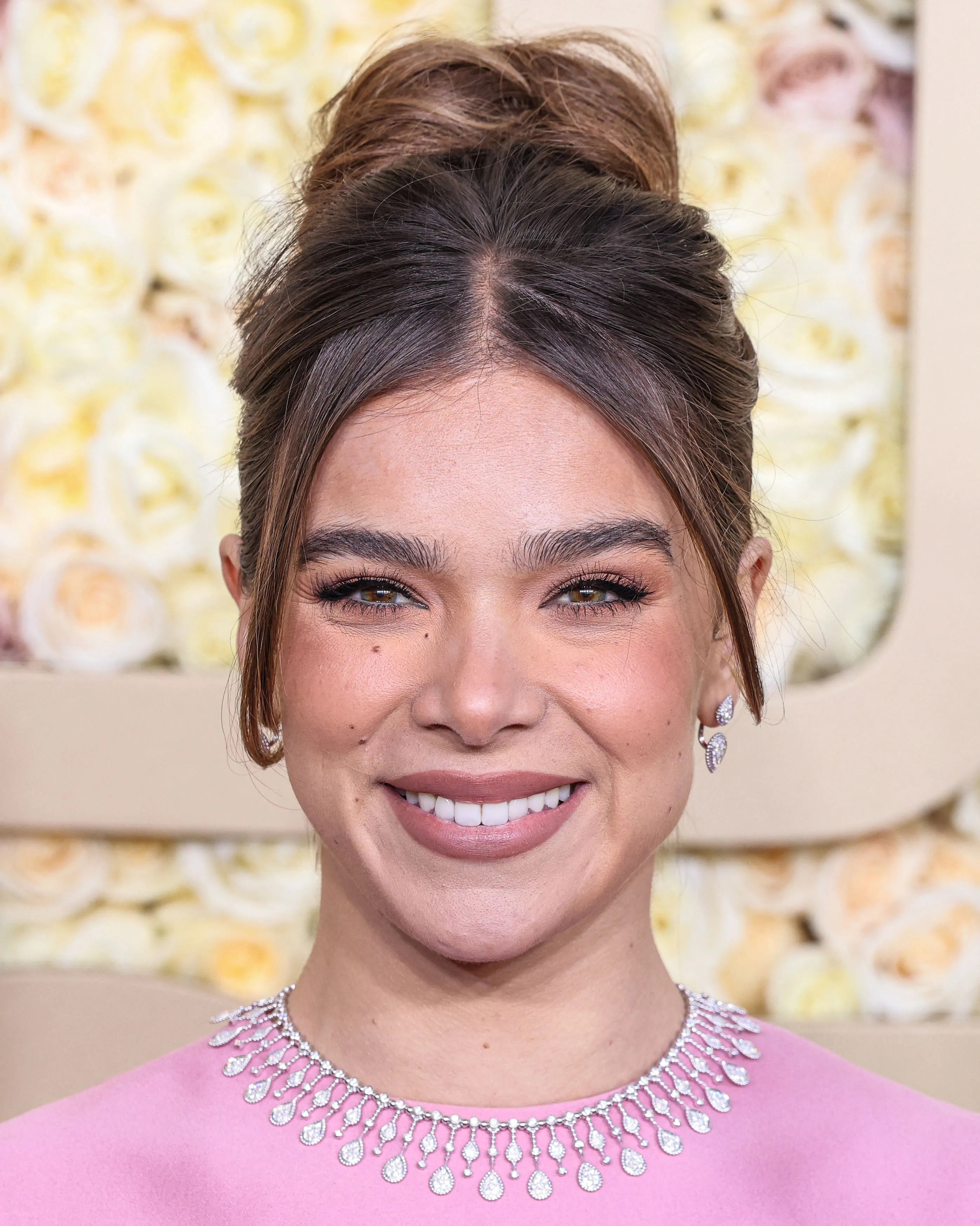 Hailee Steinfeld and NFL Star Josh Allen Anticipating First Child