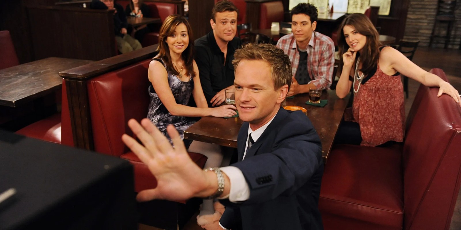 Rewatching How I Met Your Mother Season 1: 8 Harsh Realities 20 Years Later Rewatching How I Met Your Mother Season 1: 8 Harsh Realities 20 Years Later