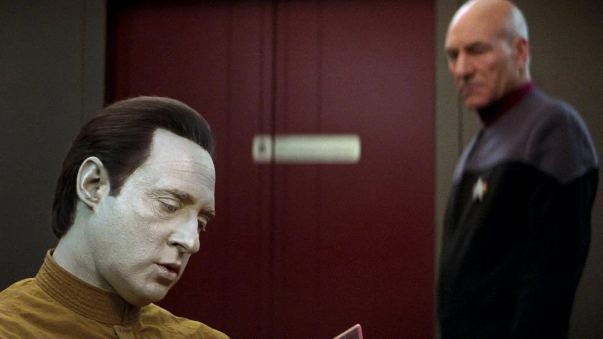 Knowledge’s Destiny: Author & TNG Solid On Star Trek: Nemesis’ Controversial Ending