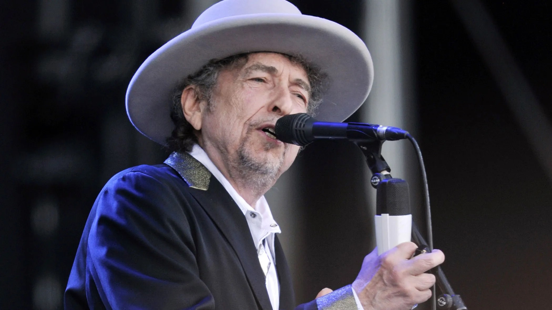 Bob Dylan’s 10 Iconic Songs That Outline His Legacy
