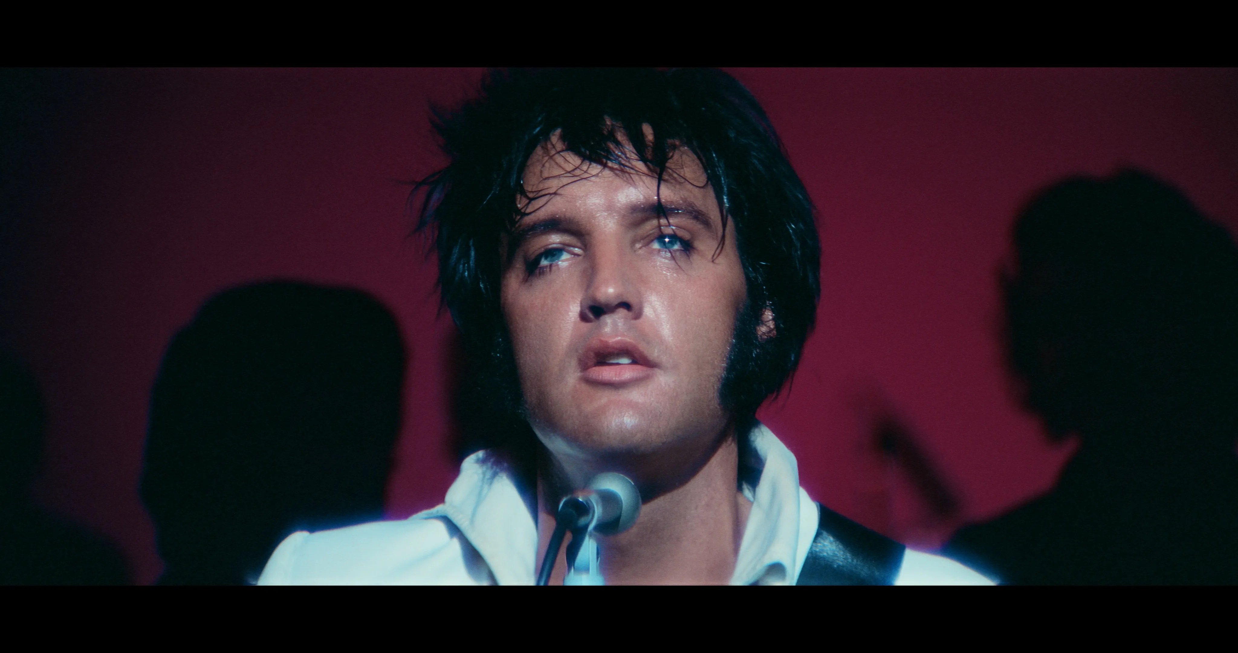 Elvis Presley in Live performance, His Maximalist Fashion