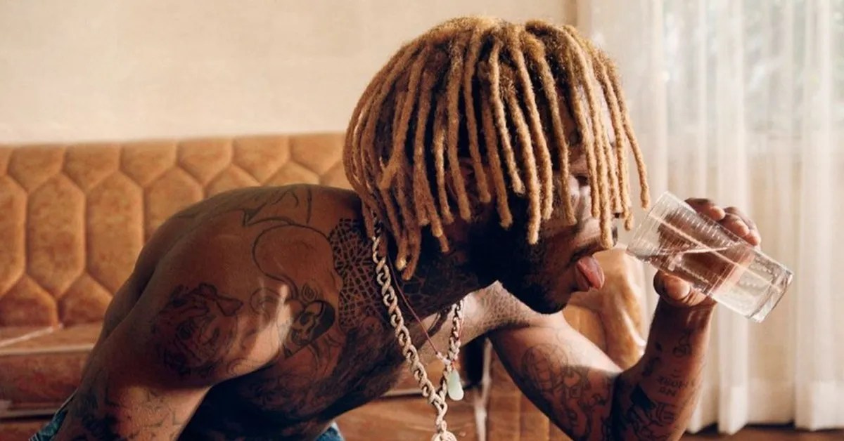 Fans Totally Weirded Out By Lil Uzi Vert's Tongue Tattoo And $24M Head Diamond 628_x_1200_jpg