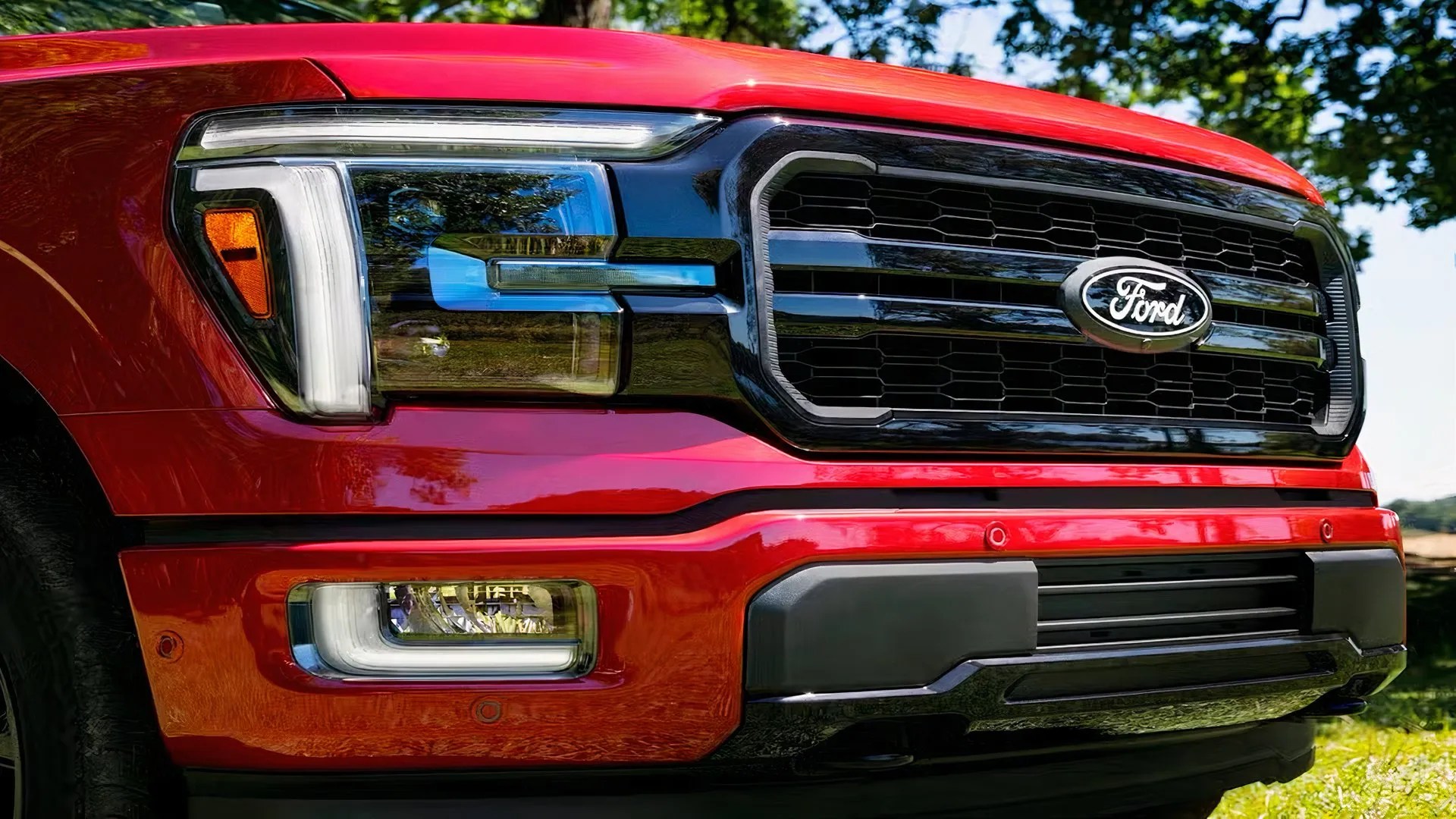 The full-size truck that gets better gas mileage than a mid-size truck