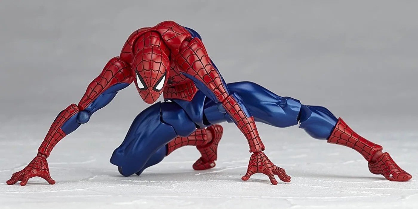 Any spider-man pose is possible with this amazing figure