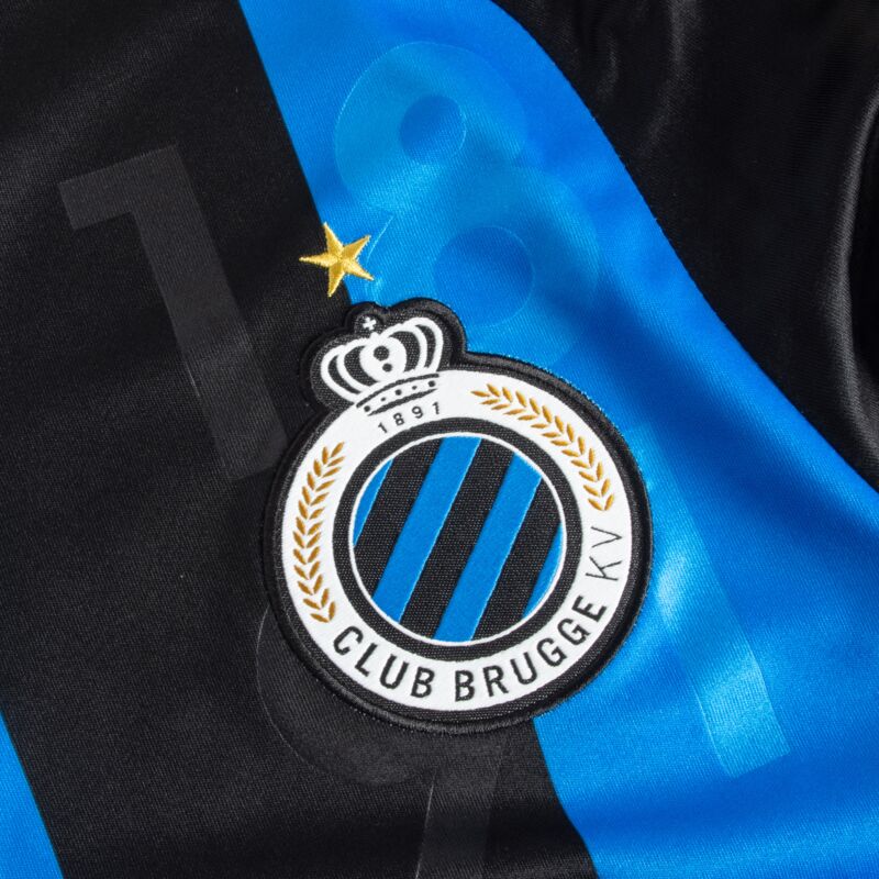 Club Brugge Logo 2021 : Macron Club Brugge Home Jersey 2021 2022