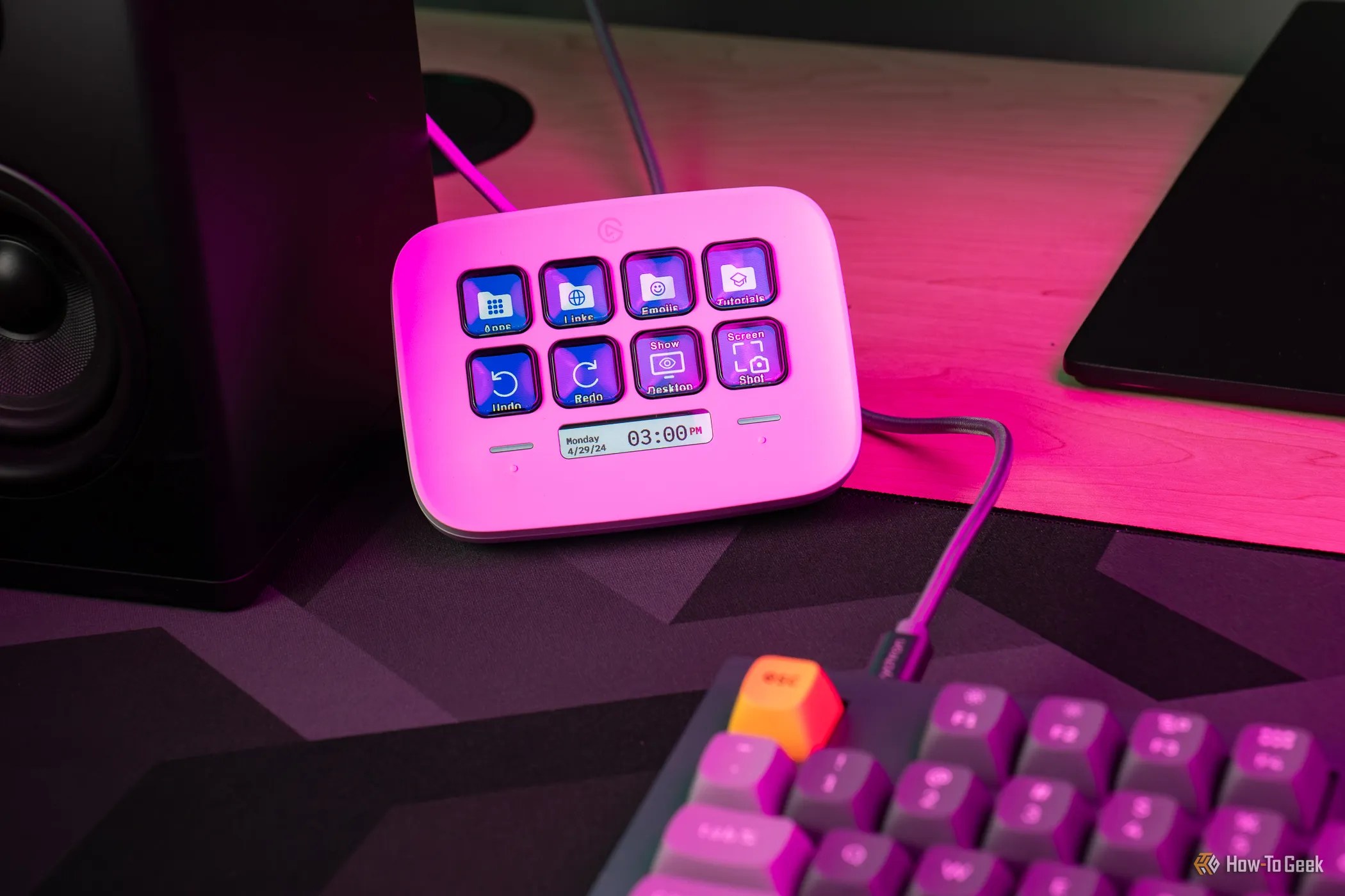 Elgato stream deck neo review: shortcut buttons for everyone