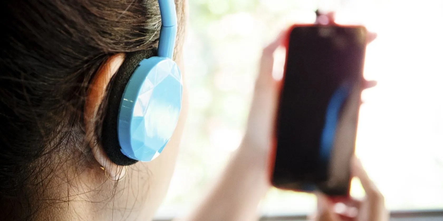 The 7 Best Music Streaming Services for Audiophiles (2023)