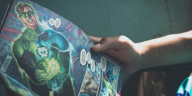 Comic Reader - Sunset Wallpapers - Professional 8K Collection