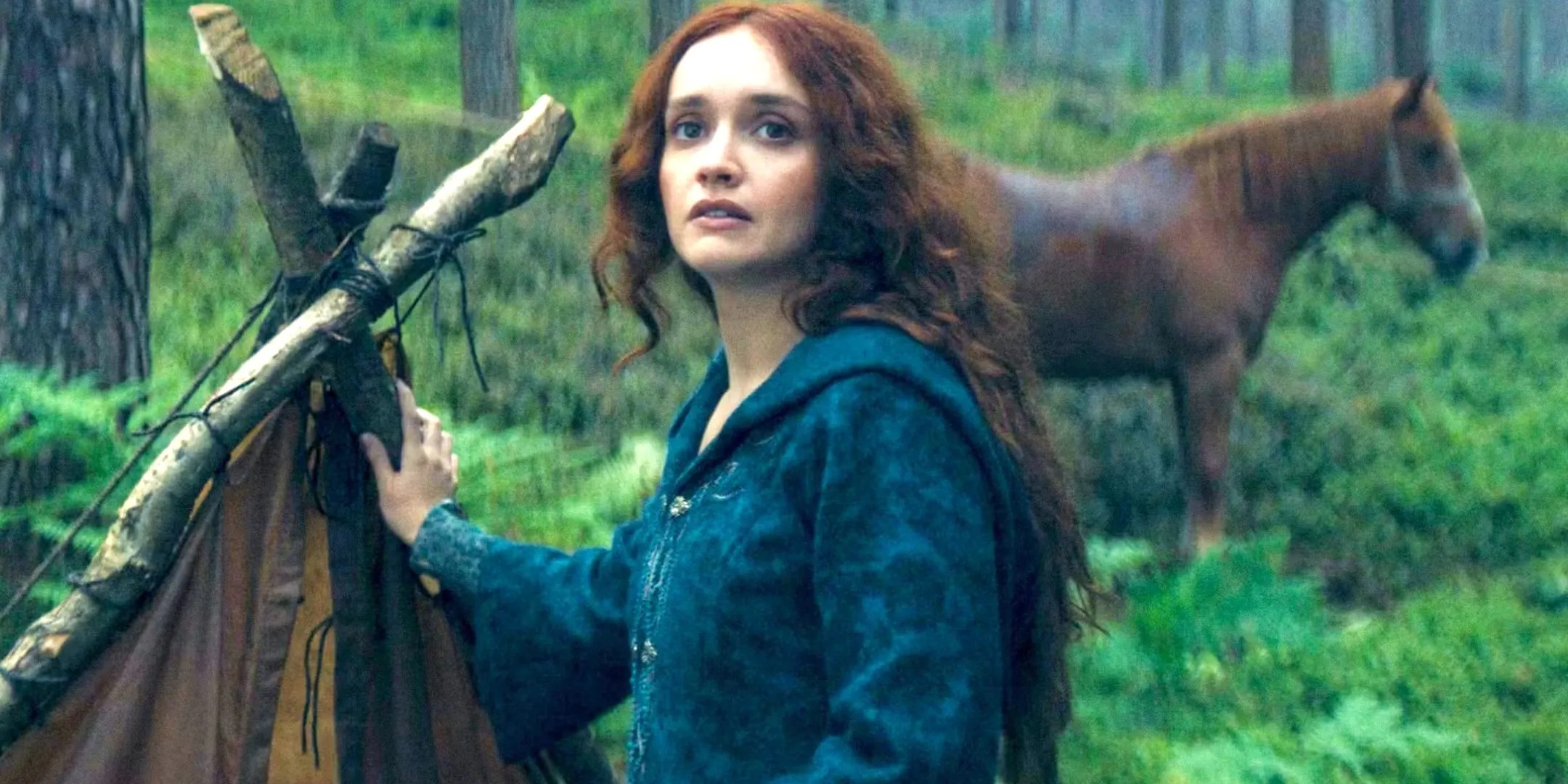Olivia Cooke como Alicent acampando en el medio del bosque en House of the Dragon Season 2 Episodio 7