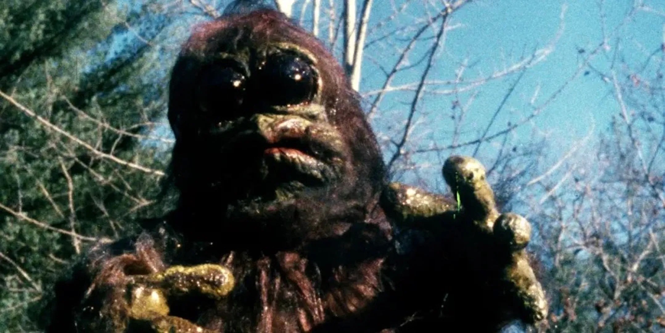 10 Horror Movies From The 1990s That Unintentionally Became Hilarious Cult Classics