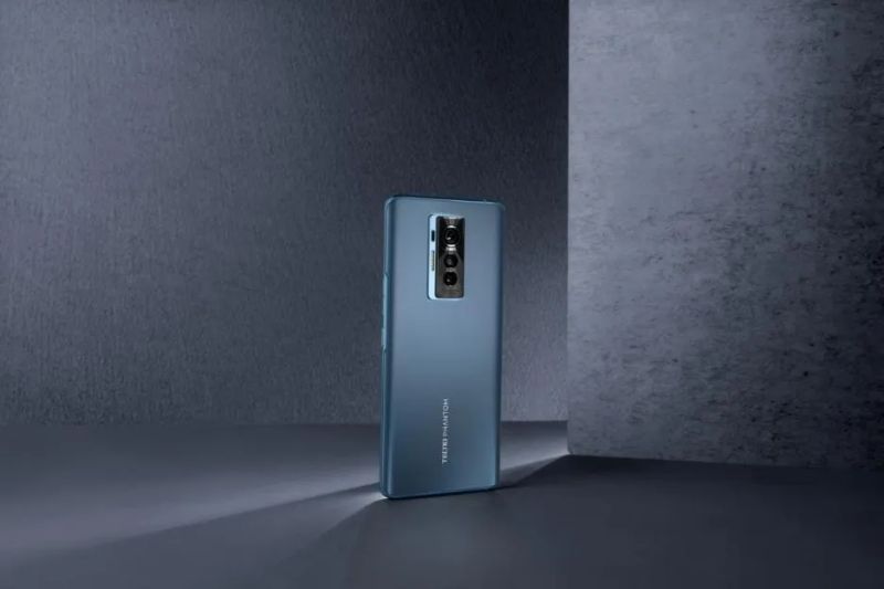 Phantom X - Download Amazing Nature Photo | 8K