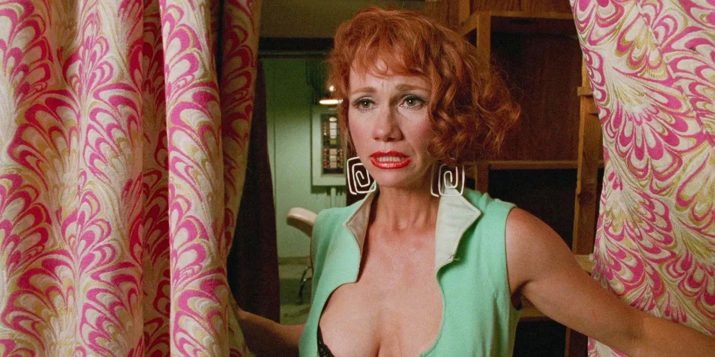 Kathy baker sexy - 🧡 Filmovízia: Nožnicovoruký Edward 1990 Part3.