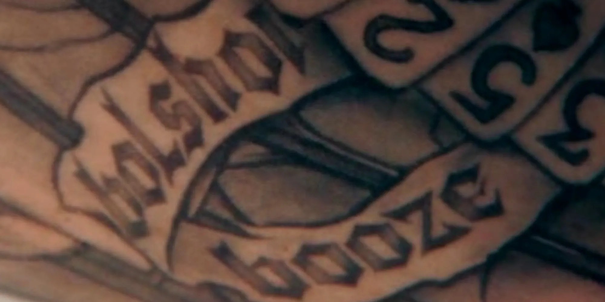 Prison Break: Every Hidden Message In Michael Scofield's Tattoos 481_x_963_jpg