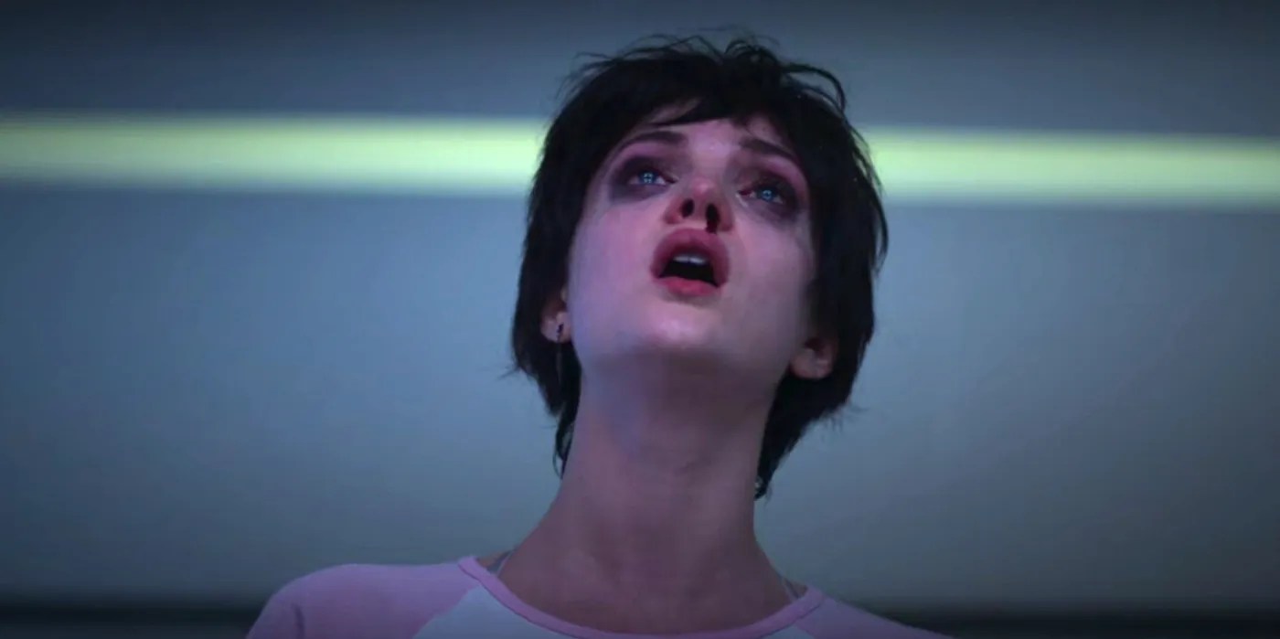 Jupiter's Legacy Chloe - Jupiter S Legacy What Chloe Overdosed On Explained Screen Rant