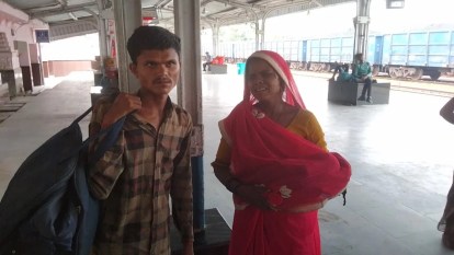 Damoh: स्टेशन पर ढाई महीने के बच्चे की मौत के मामले में आरोपी गिरफ्तार, शॉर्ट पीएम में चोट नहीं, जानें मामला Accused in case of death of two and a half month old child at Damoh station arrested from Chhatarpur district