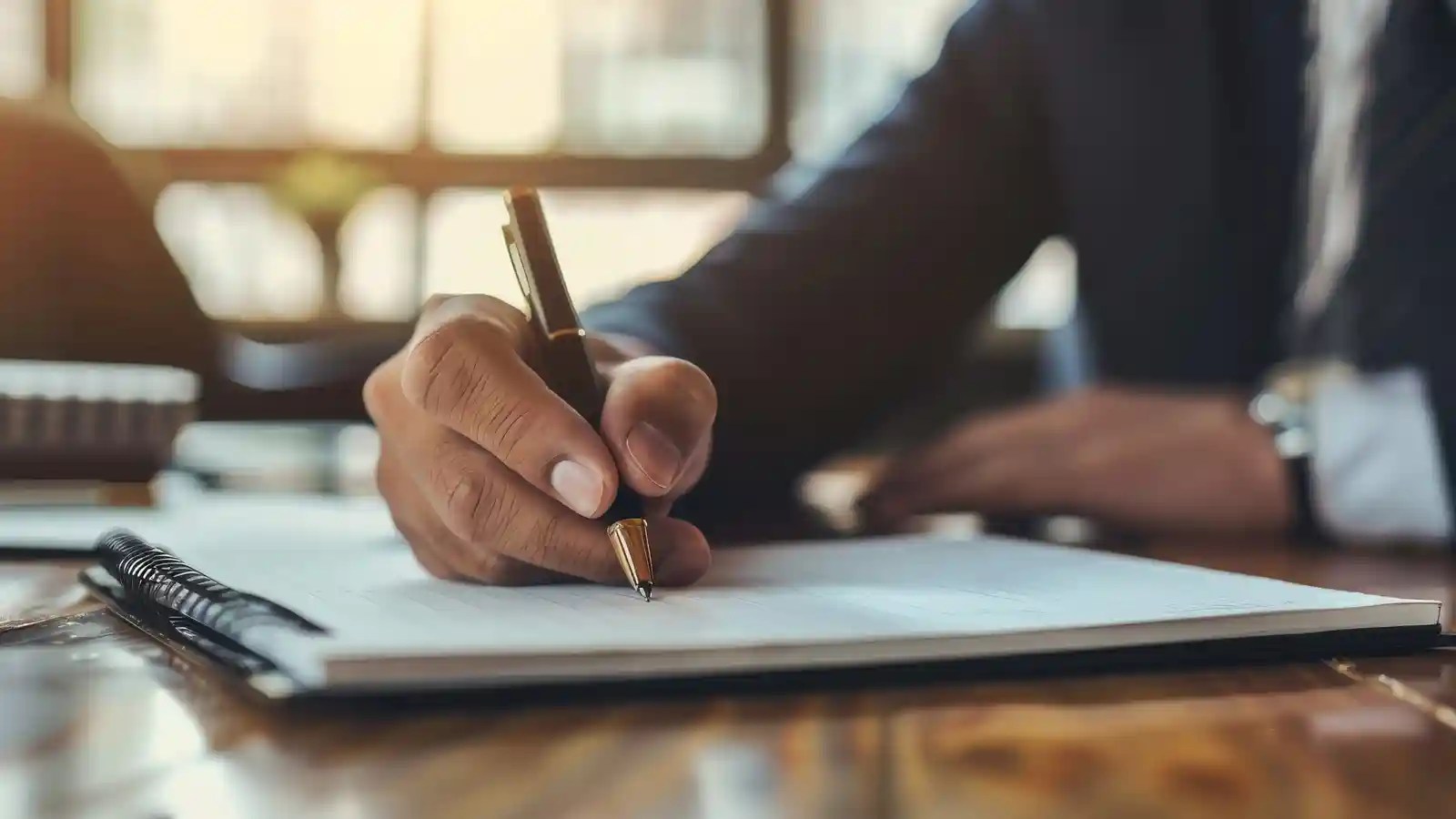 How to write a formal letter: format, examples & tips