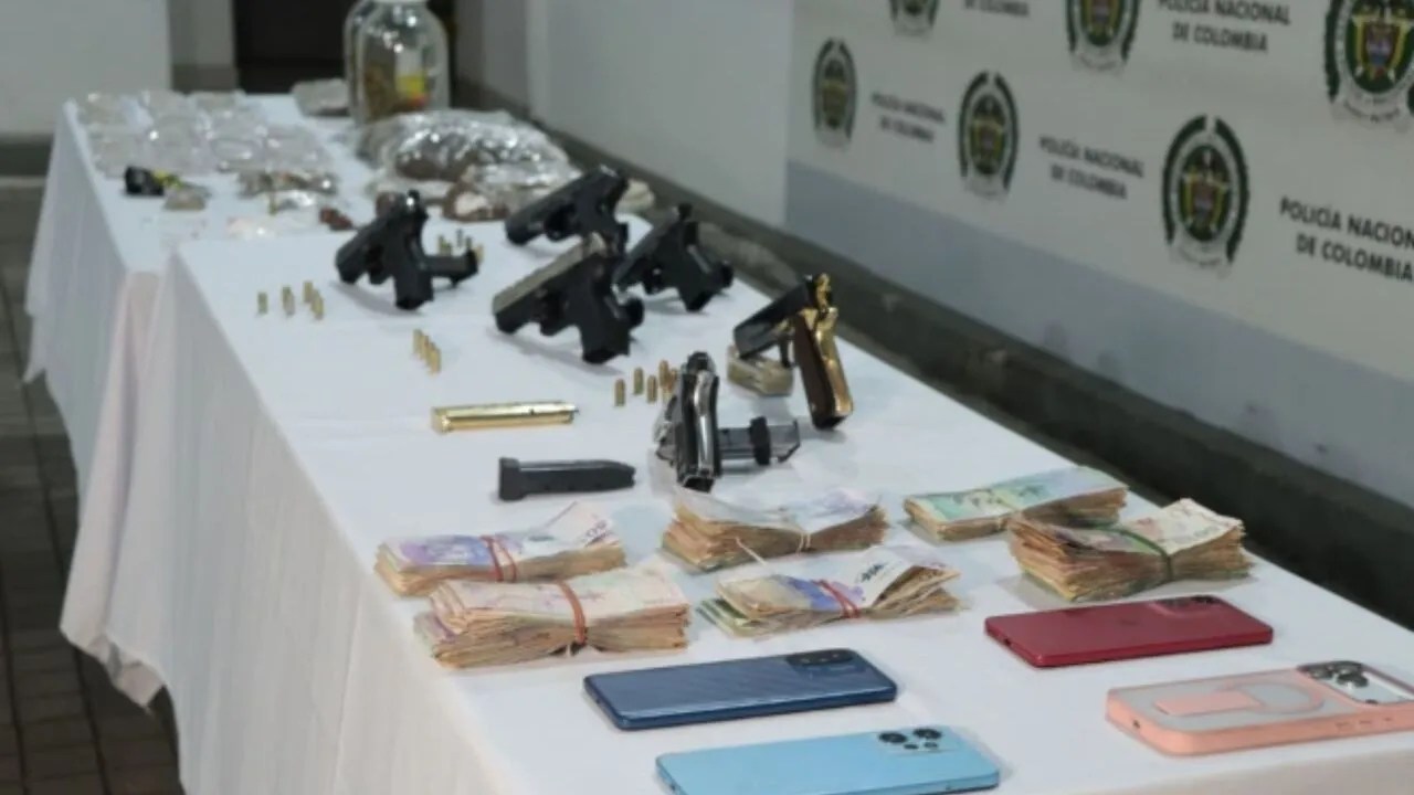 They even found morphine! 16 members of 'Los del Plan' fall in mega-operation in Cali