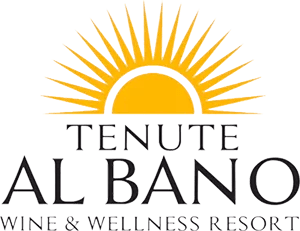 Logo Tenute Al Bano – Wine & Wellness Resort mit goldener Sonne und schwarzer Schrift