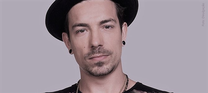 10 hours ago · dopo l'ingresso nel mondo dei gelati confezionati, il gruppo ferrero lancia un nuovo prodotto a firma ferrero rocher ed entra nel mercato delle tavolette di cioccolato che in tutto vale circa 578 milioni di euro. Di Ferrero E Diagnosticado Com Coronavirus E Estado De Saude E Revelado