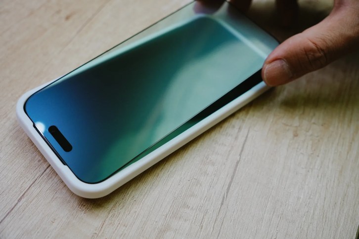 護眼最高等級！Simmpo 抗藍光護眼保護貼 iPhone 17 系列，德國萊因 90% BLR 認證！ DSC04785
