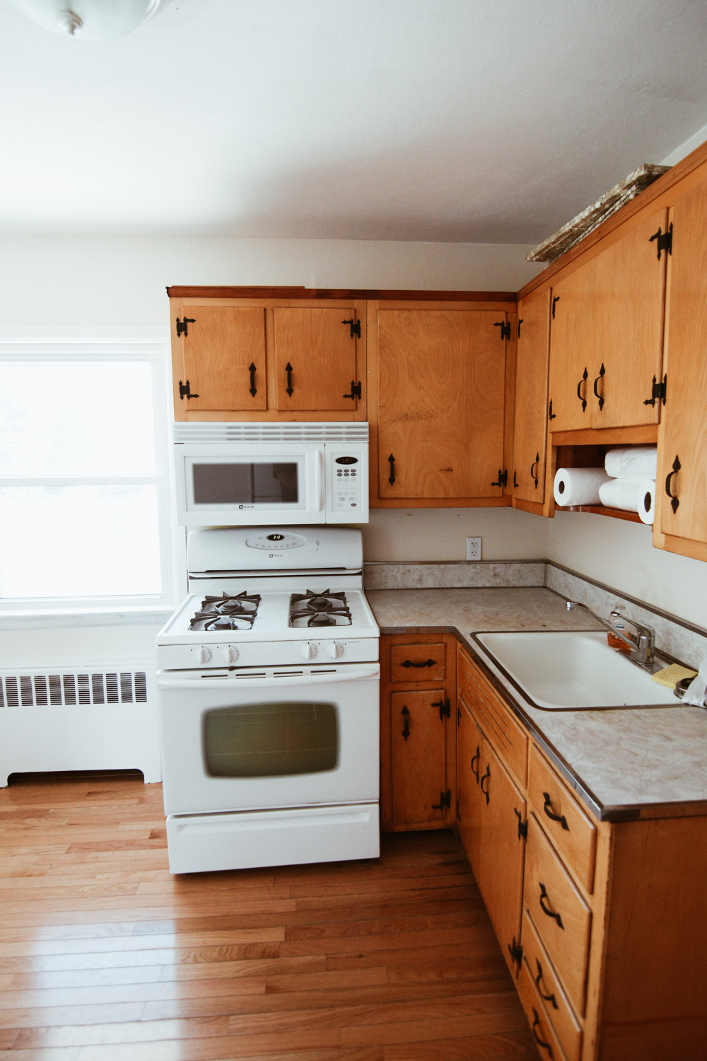Kitchen cabinets are probably your single biggest investment when renovating your kitchen. Kitchen Before After How I Painted My Kitchen Cabinets White