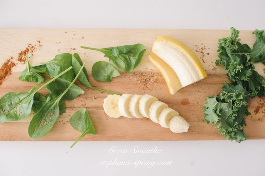 Green Smoothie Recipe at: stephanie-spring.com